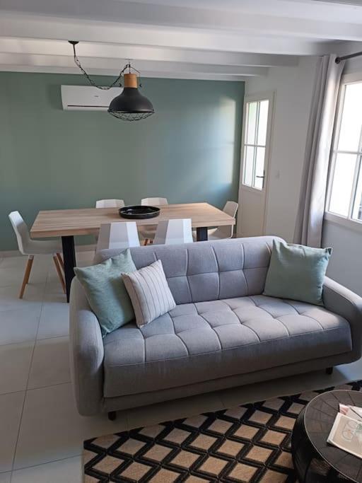 Holiday home Maison De Centre-ville Ars En Re *